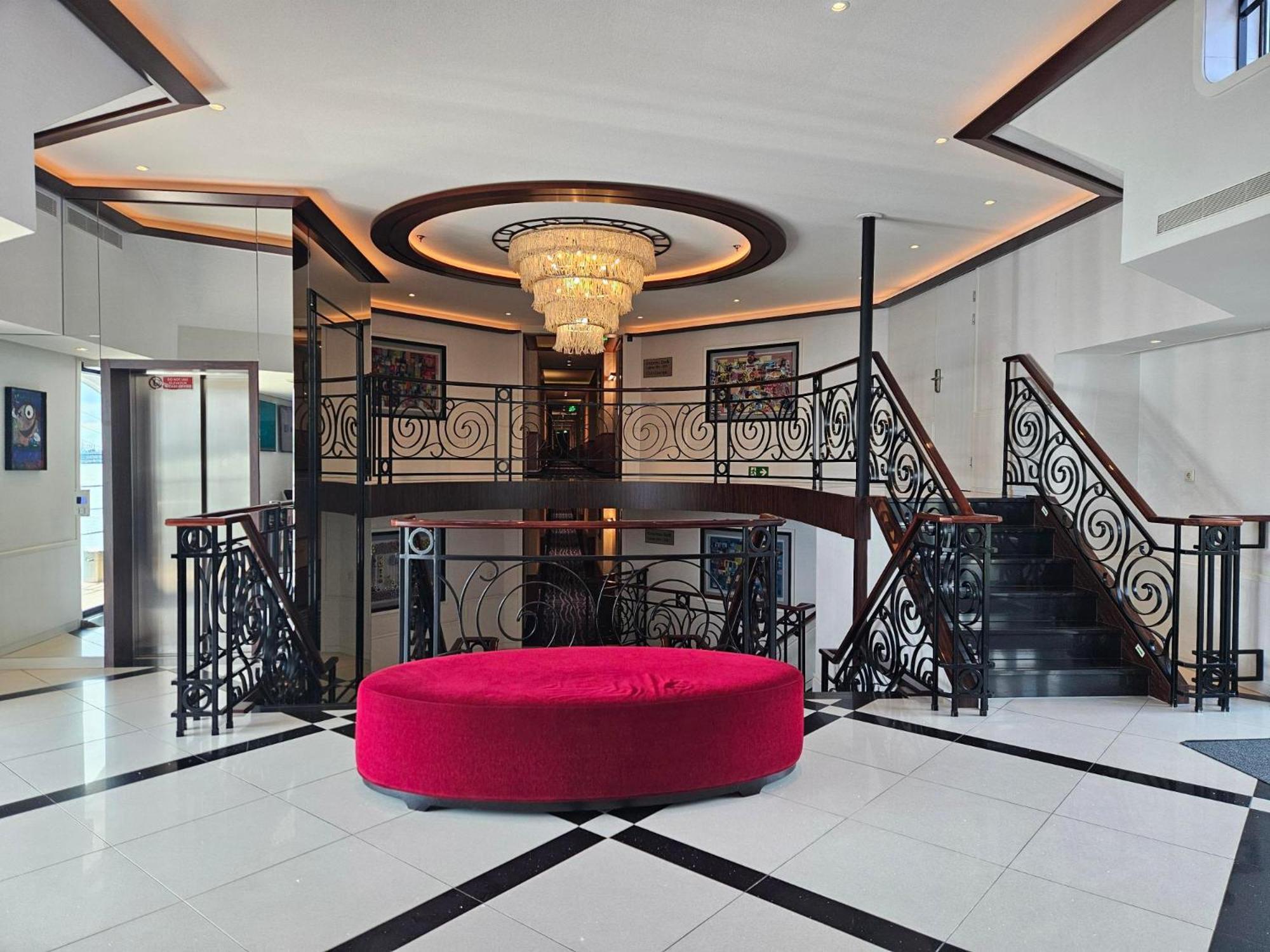 Kd Hotelship Duesseldorf Messe South, Dusseldorf
